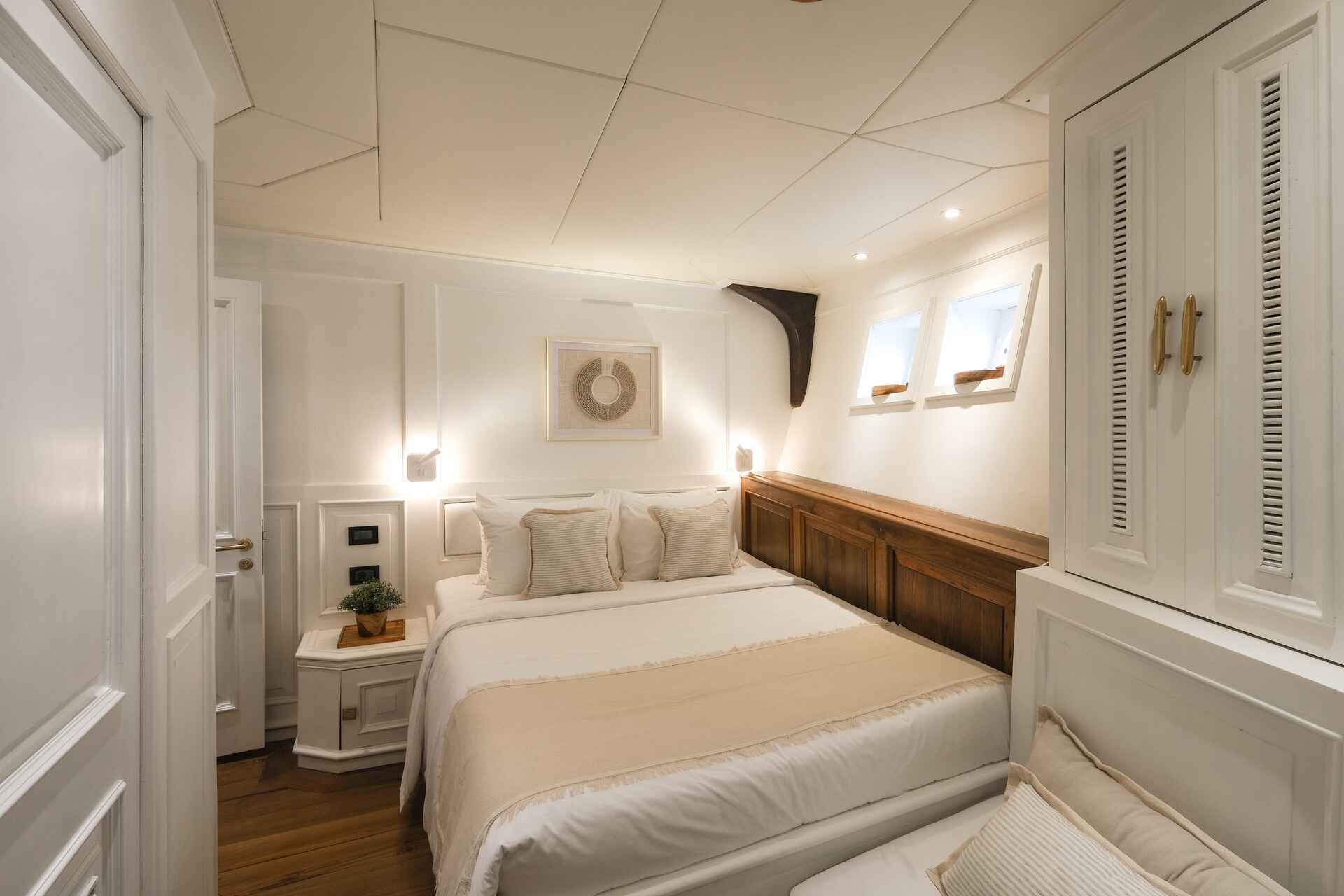 2024/02/Mutiara-Laut-Front-Cabins.jpg